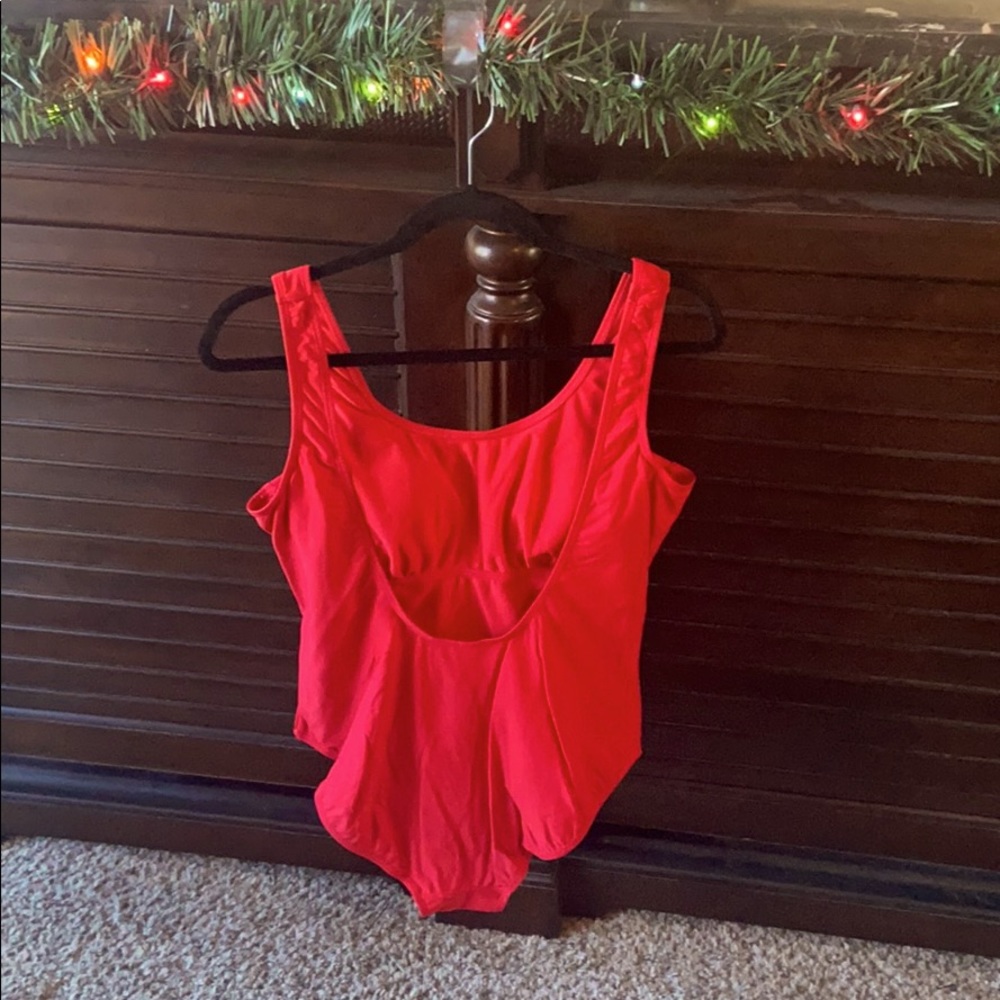 Swimsuit - Picture 2 of 2